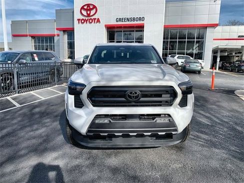 New 2025 Toyota Tacoma SR5 image 3