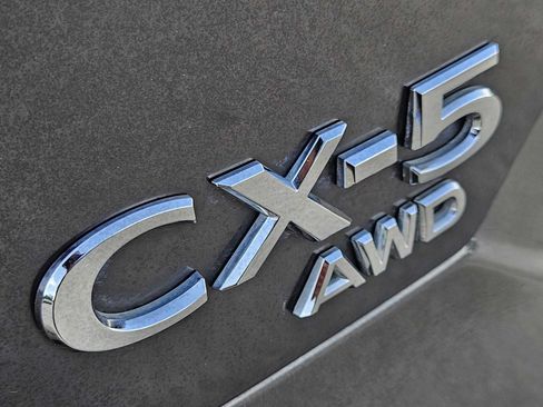 Used 2024 MAZDA CX-5 AWD 2.5 S w/ Preferred Package image 11