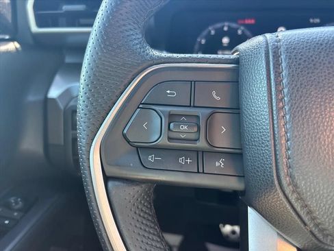 Used 2024 Toyota Tacoma TRD Sport RWD image 28