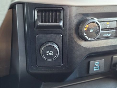 Used 2023 Ford F150 XLT image 12