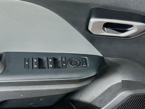 Used 2025 Kia K4 LXS image 15