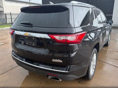 Used 2019 Chevrolet Traverse High Country AWD/4WD image 6