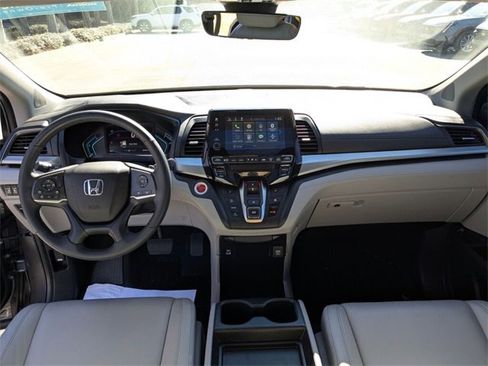 Certified 2023 Honda Odyssey EX-L image 13