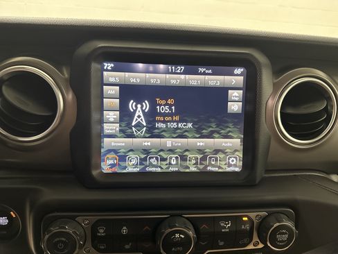 Used 2021 Jeep Wrangler Unlimited Rubicon AWD/4WD image 23