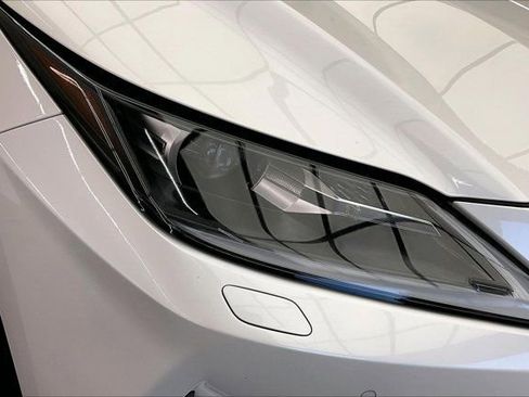 Used 2022 Lexus RX 350L Premium w/ Premium Package image 28