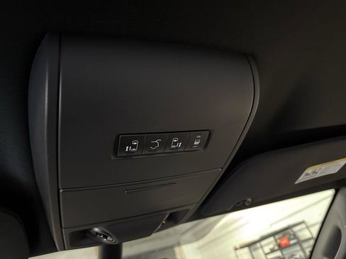 Used 2019 Dodge Grand Caravan GT image 27