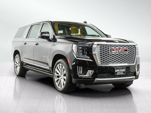 Used 2022 GMC Yukon XL Denali AWD/4WD image 7