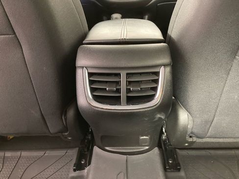 Used 2023 Chevrolet Malibu LT image 17