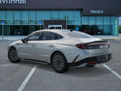 New 2026 Hyundai Sonata Limited FWD image 5