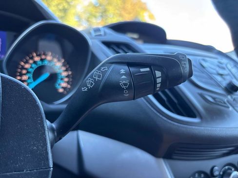 Used 2013 Ford Escape SE image 23