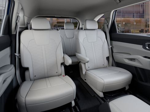 New 2025 Kia Sorento EX image 16