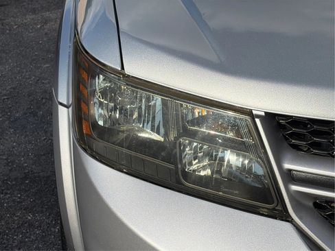 Used 2019 Dodge Journey GT image 9