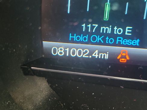 Used 2018 Ford Explorer XLT w/ Equipment Group 202A image 14