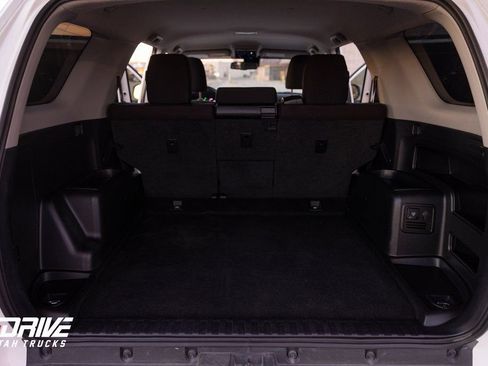 Used 2022 Toyota 4Runner TRD Off-Road image 21