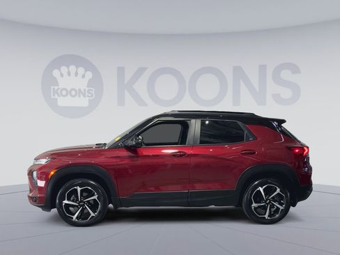 Used 2023 Chevrolet TrailBlazer RS w/ Sun and Liftgate Package AWD/4WD image 7