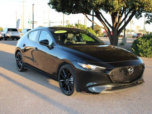 Used 2025 MAZDA MAZDA3 s Sport image 2
