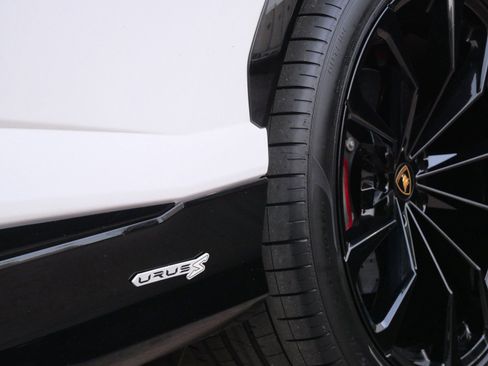 Used 2023 Lamborghini Urus S image 16