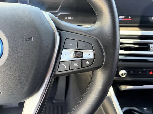 Used 2023 BMW i4 eDrive35 w/ Parking Assistance Package RWD image 23