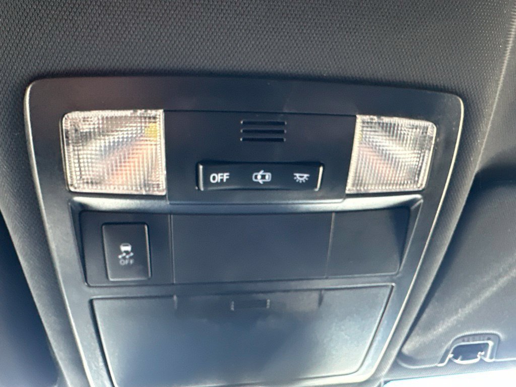 Used 2019 Toyota Tacoma TRD Sport AWD/4WD image 36