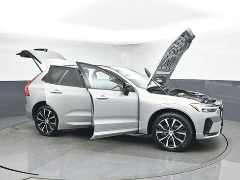 Used 2023 Volvo XC60 B5 Plus w/ Climate Package image 52