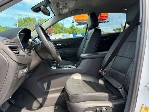 Used 2024 Chevrolet Equinox Premier AWD/4WD image 3