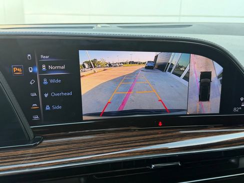 Used 2023 Cadillac Escalade Sport Platinum w/ LPO, ONYX Package AWD/4WD image 28