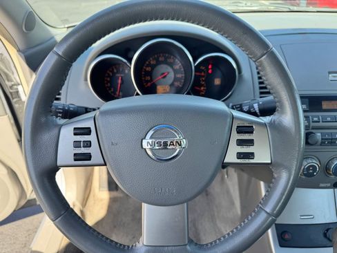 Used 2006 Nissan Altima 3.5 SE FWD image 39