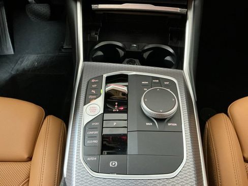 Certified 2025 BMW 330i Sedan w/ Convenience Package RWD image 14