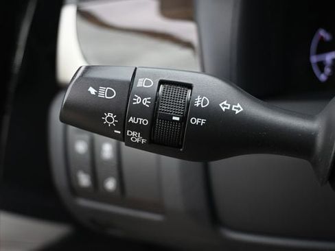 Used 2013 Lexus GS 350 AWD w/ Luxury Pkg w/Cold Weather Pkg image 39