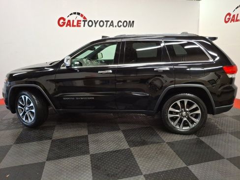 Used 2018 Jeep Grand Cherokee Limited w/ Trailer Tow Group IV image 7