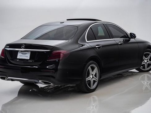 Used 2017 Mercedes-Benz E 300 image 11