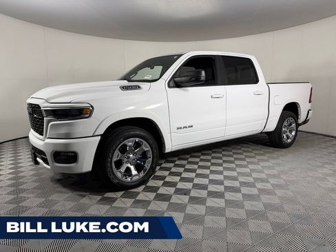 Used 2025 RAM 1500 Big Horn RWD image 1