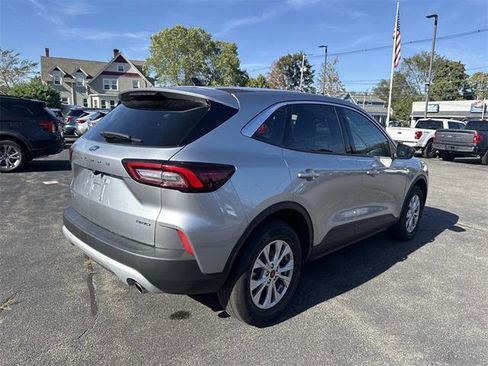 Used 2024 Ford Escape Active image 41