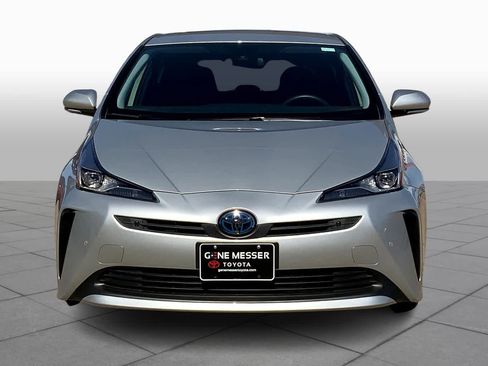 Used 2020 Toyota Prius LE FWD image 4