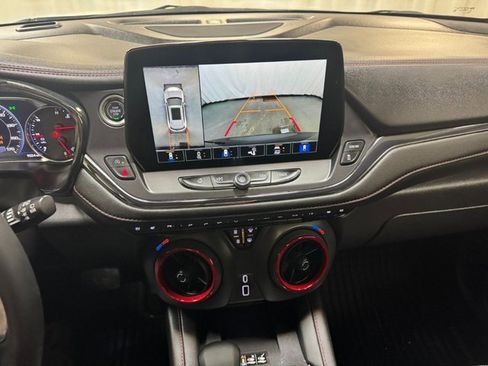 Used 2025 Chevrolet Blazer RS w/ Driver Confidence II Package image 28