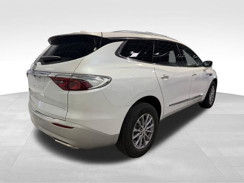 Used 2023 Buick Enclave Essence FWD image 7