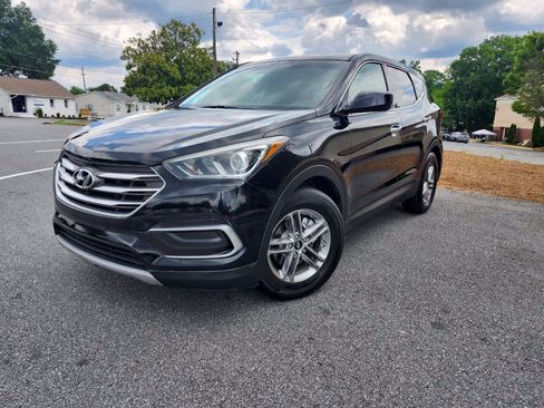 Used 2018 Hyundai Santa Fe Sport FWD image 3