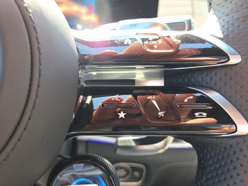 New 2026 Mercedes-Benz GLE 63 AMG S image 18