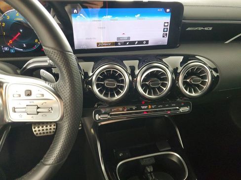 Used 2022 Mercedes-Benz CLA 35 AMG 4MATIC image 16