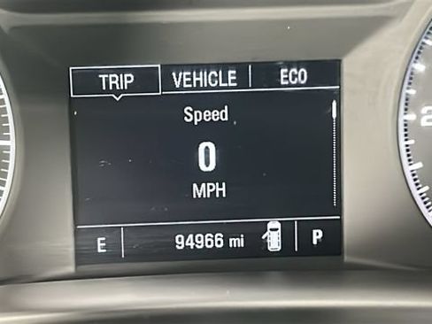 Used 2019 GMC Acadia SLE w/ Driver Alert Package I AWD/4WD image 18