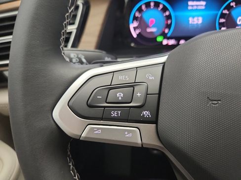 New 2026 Volkswagen Atlas SE FWD image 14