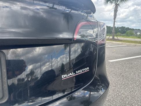 Used 2022 Tesla Model 3 Performance AWD/4WD image 10