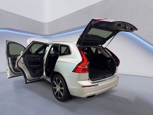 Used 2018 Volvo XC60 T5 Inscription w/ Convenience Package image 10