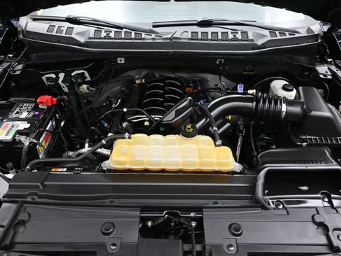 Used 2020 Ford F150 XLT w/ Equipment Group 301A Mid RWD image 8