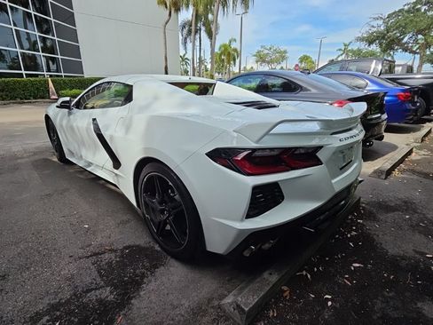 Used 2023 Chevrolet Corvette Stingray Premium Conv w/ Z51 Performance Package RWD image 7