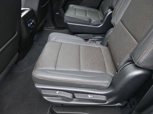Used 2023 Chevrolet Tahoe High Country AWD/4WD image 23