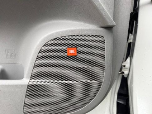 Used 2011 Toyota Highlander Limited image 12