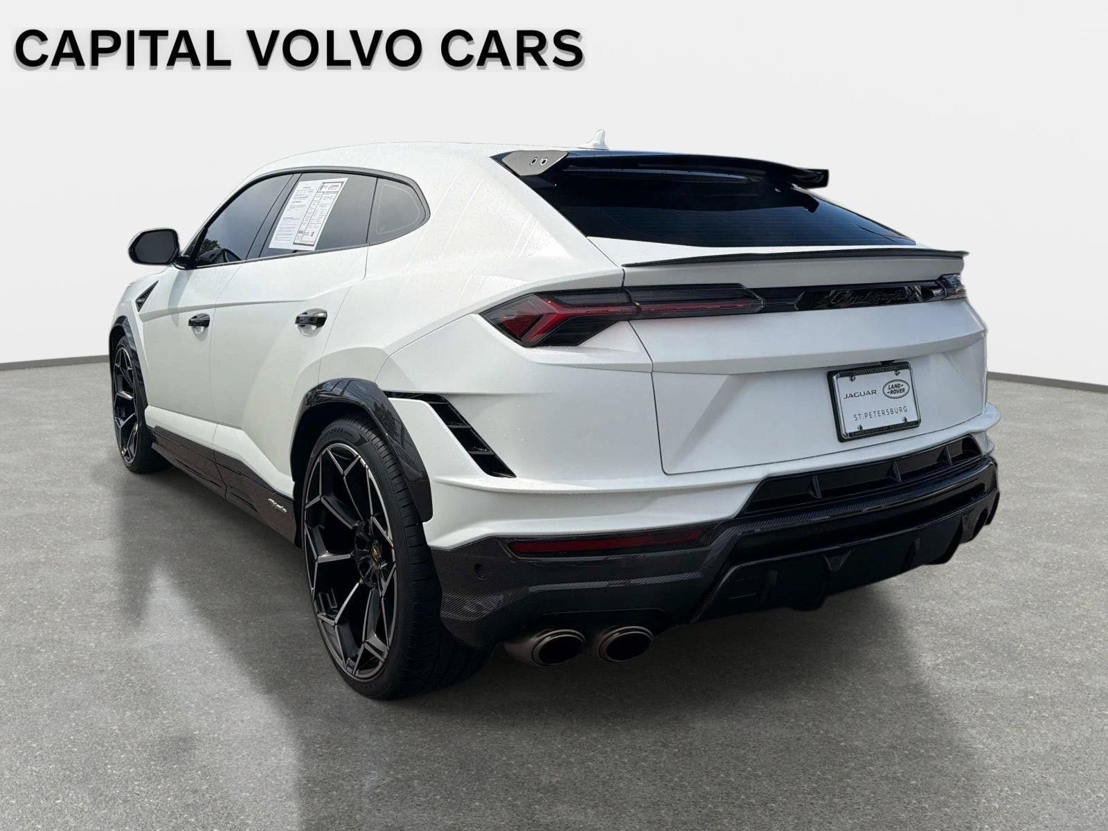 Used 2024 Lamborghini Urus Performante AWD/4WD image 7