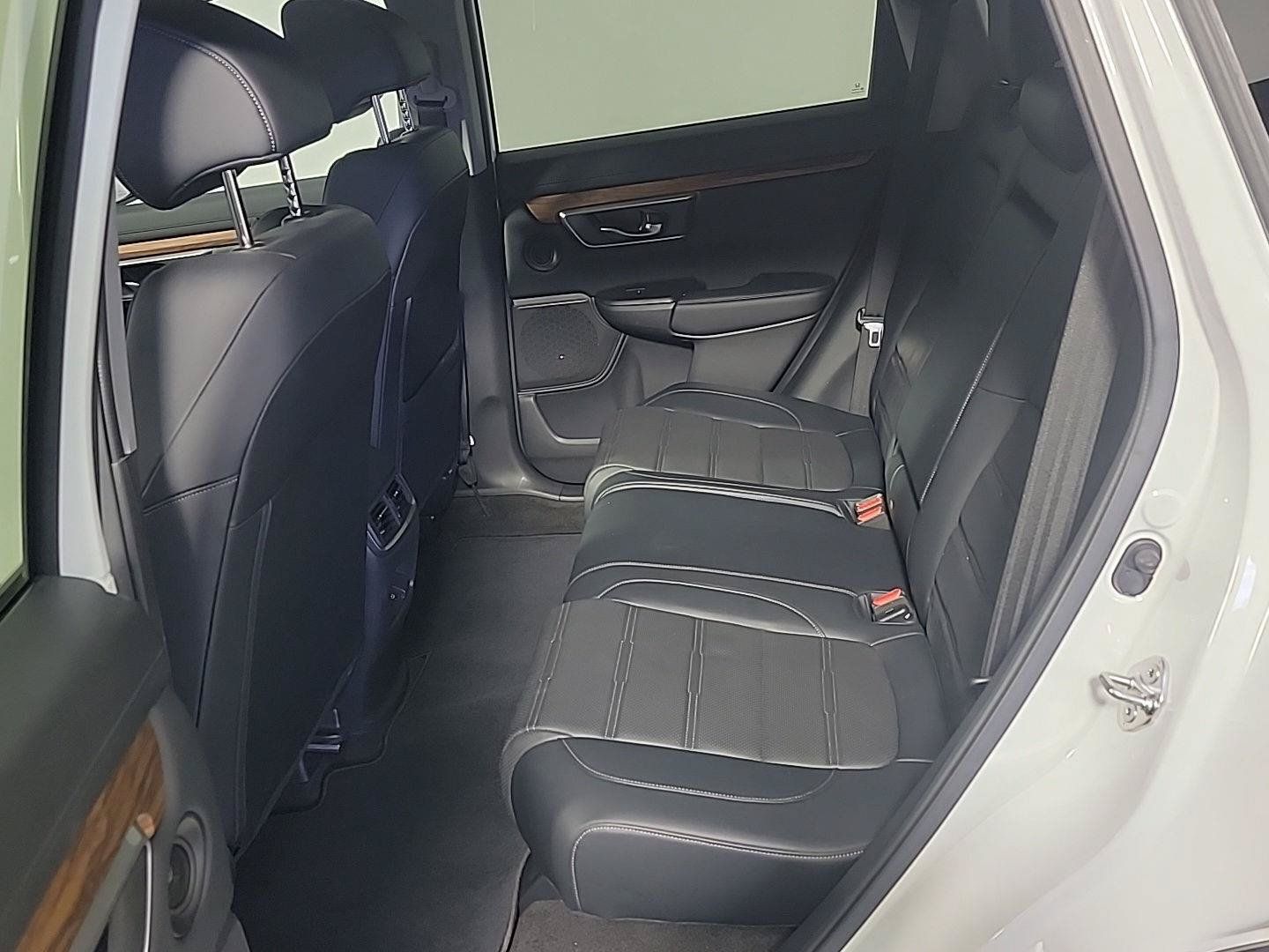 Certified 2019 Honda CR-V Touring image 17