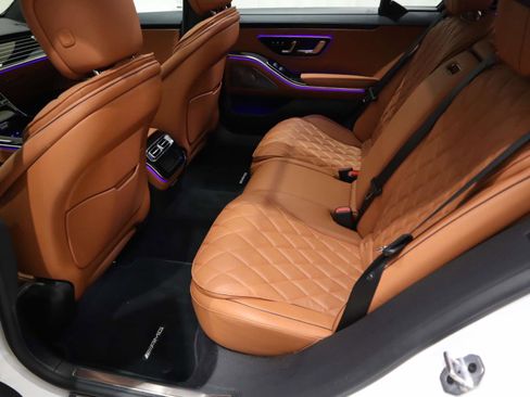 Used 2024 Mercedes-Benz S 580e 4MATIC Sedan image 20